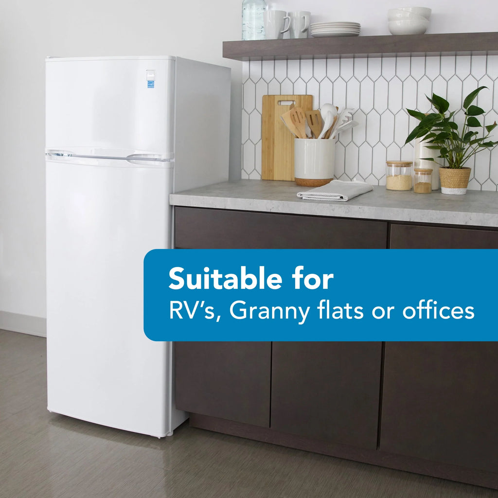 White Top Freezer Refrigerator A65881