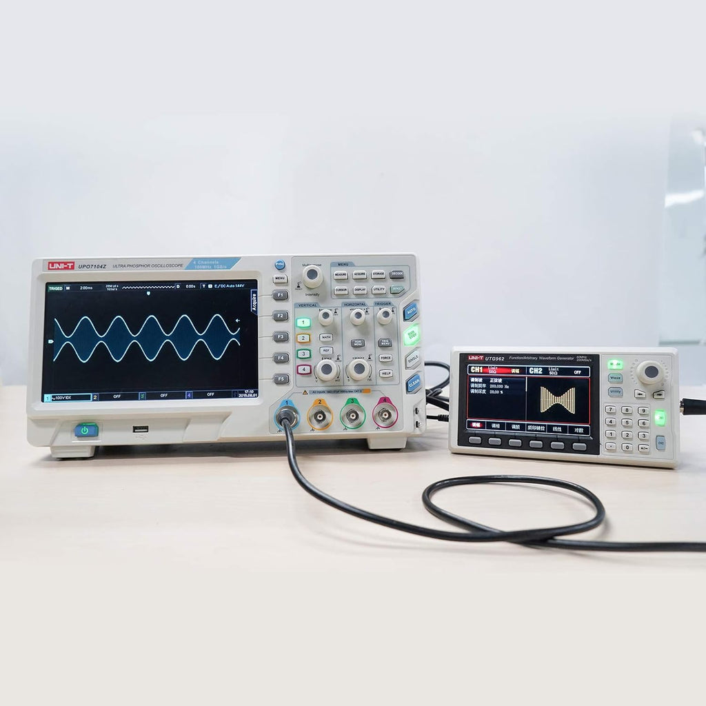 Function Generator Arbitrary Waveform 60 MHz Dual-Channel 200MSa/s 14 Bits Frequency Meter C326