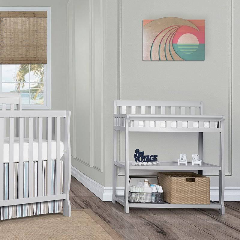 2-in-1 Changing Table R328