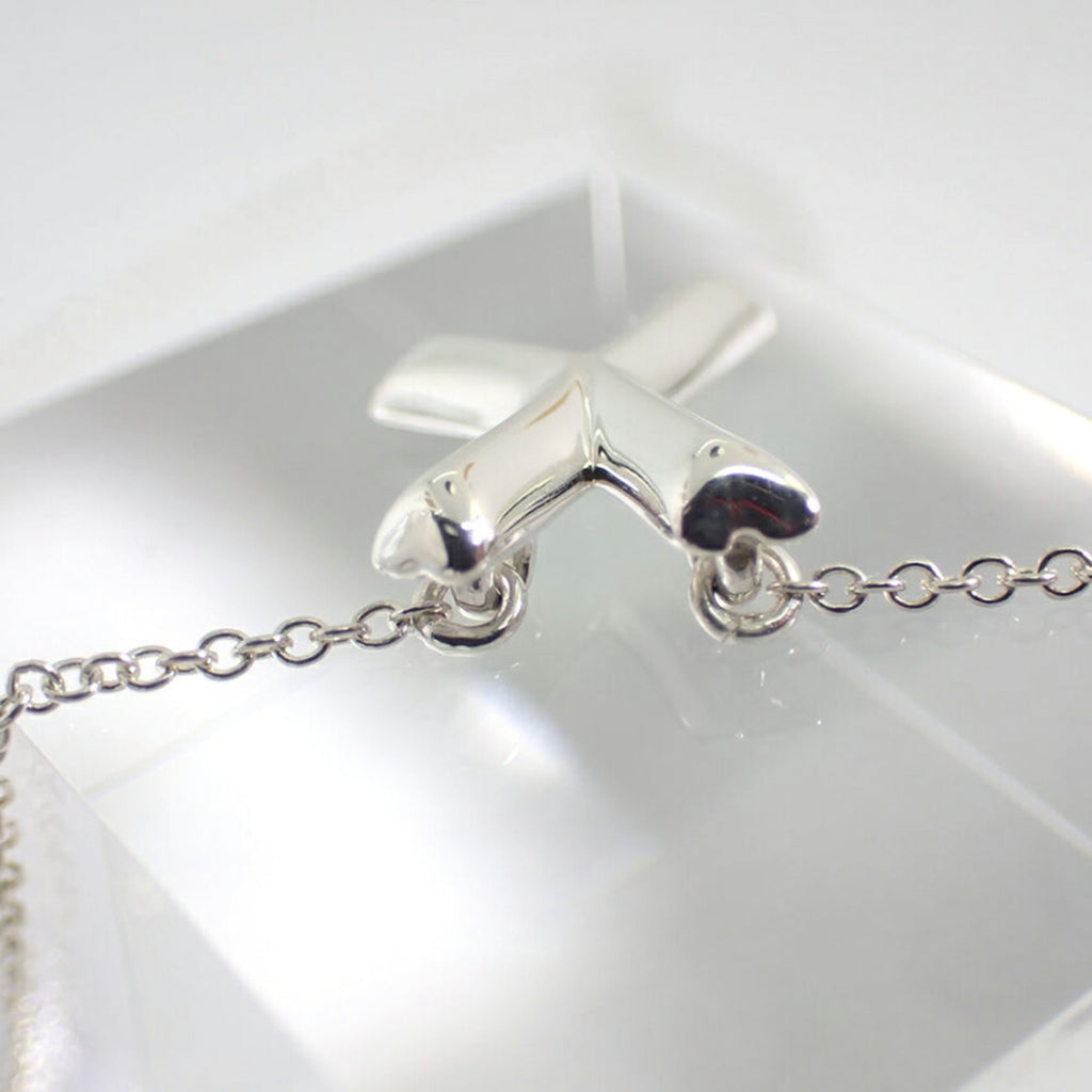 925 Tender Heart Kiss Pendant Necklace W2151