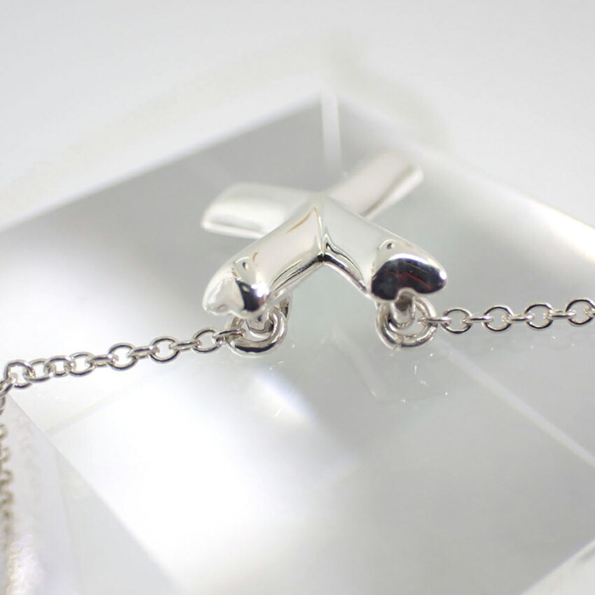 925 Tender Heart Kiss Pendant Necklace W2151