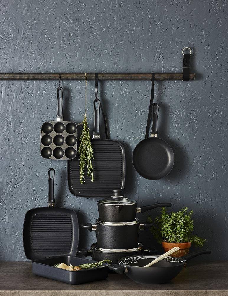 Classic Fry Pan 24cm H17218