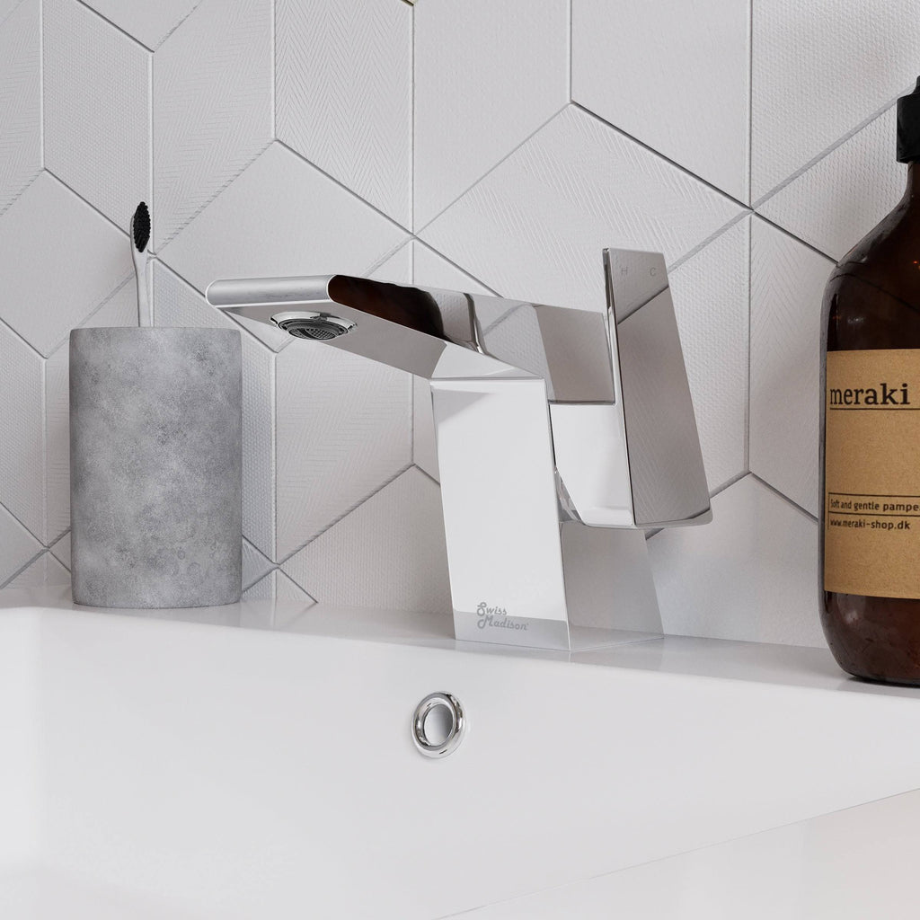 Chrome Single Handle Bathroom Faucet G99481