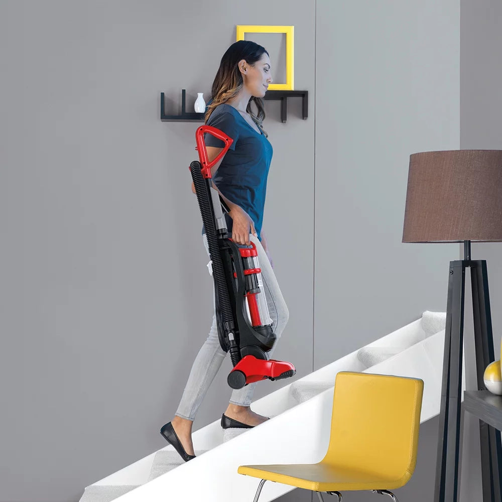 Upright Bagless Vacuum G852