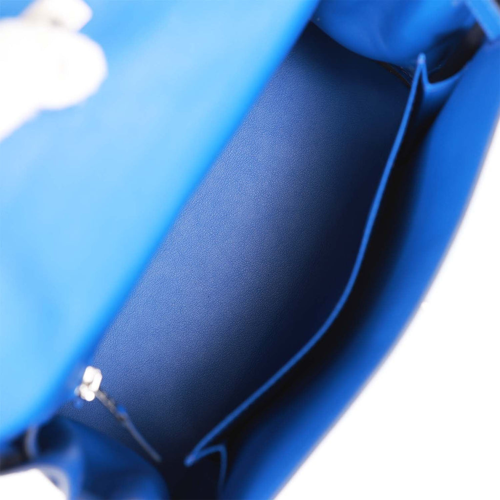 Bleu Royal Swift 25 Handbag M24625