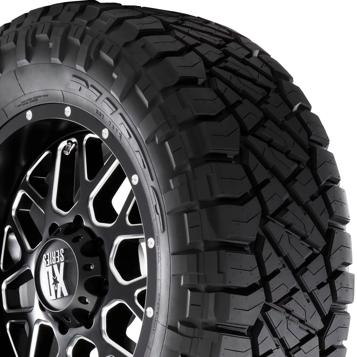 All Terrain Light Truck Tire F3269