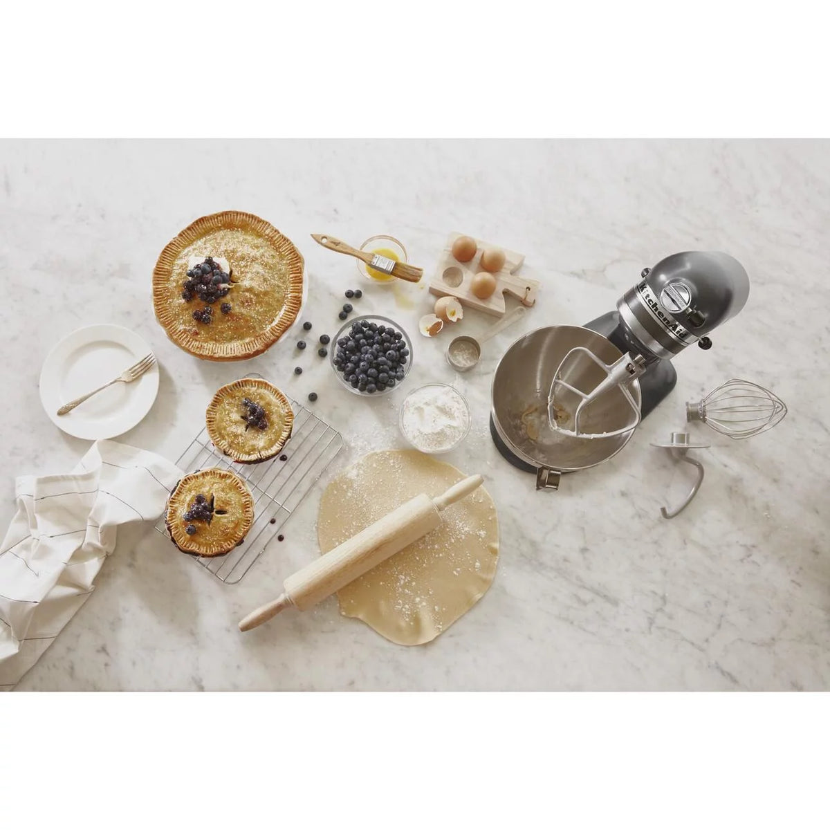 4.5-Quart Tilt-Head Stand Mixer Q23711