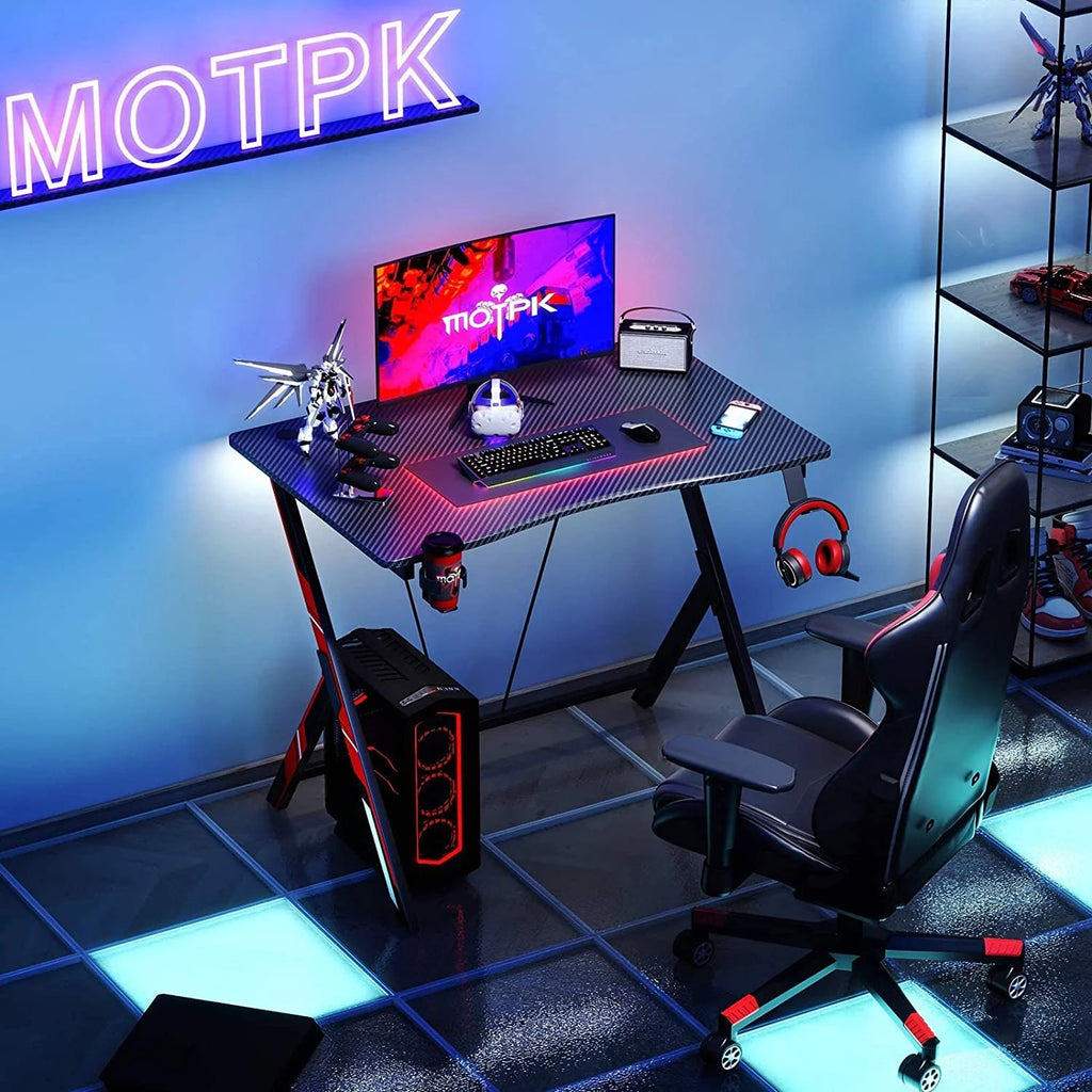 31 inch Gaming Desk with Carbon Fiber Surface A579
