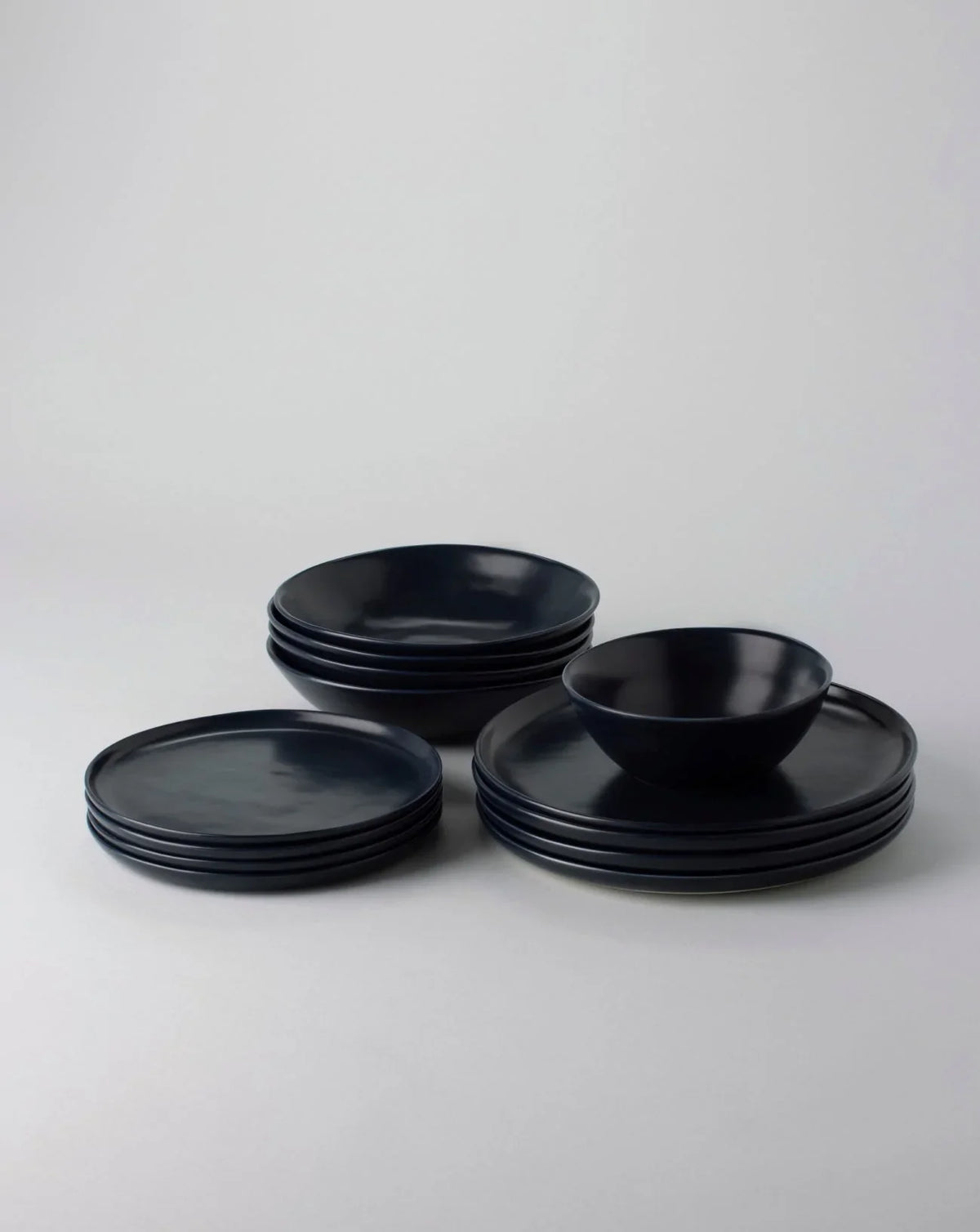 Midnight Blue Dinnerware Set N96703