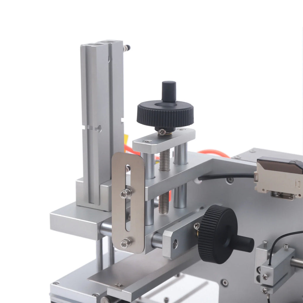 Semi-automatic Square Bottle Labeling Machine Y3705