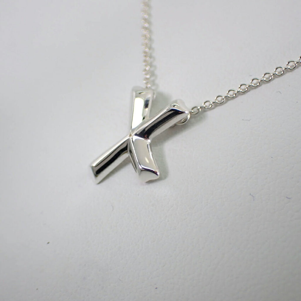 925 Tender Heart Kiss Pendant Necklace W2151