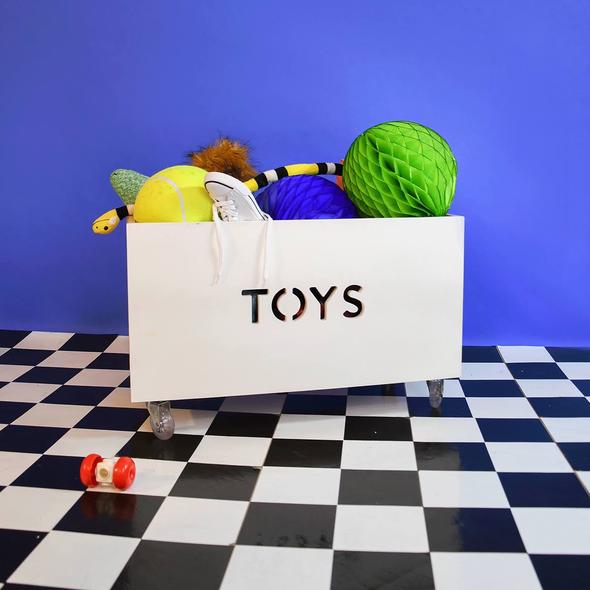 Toy Box Chest on Casters L26443
